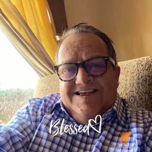 Meet your Posher, Randall